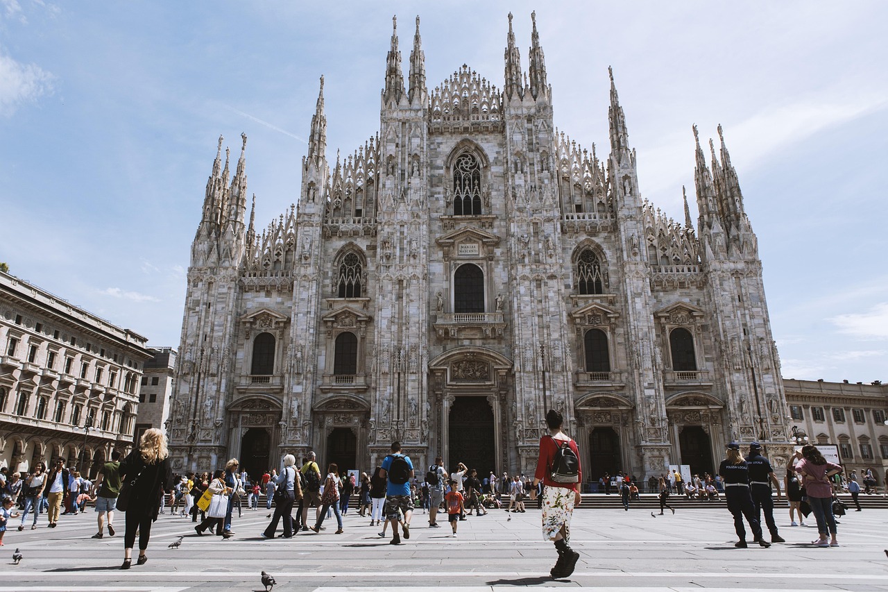 milan cathedral 2436458 1280